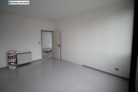 Erhvervsejendom i Termoli, Campobasso, Termoli - € 185.000 | Ref: F724 - foto 4