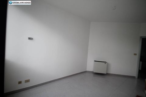 Erhvervsejendom i Termoli, Campobasso, Termoli - € 185.000 | Ref: F724 - foto 8