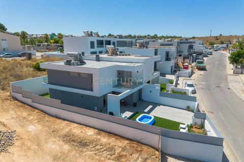 Villa i Estombar, Faro, Estombar - € 599.000 | Ref: C0240-03549 - foto 5