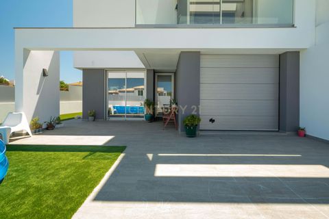 Villa i Estombar, Faro, Estombar - € 599.000 | Ref: C0240-03549 - foto 8
