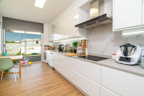 Villa i Estombar, Faro, Estombar - € 599.000 | Ref: C0240-03549 - foto 38