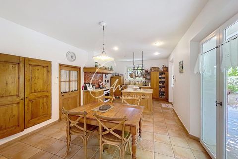 Villa a Cabannes, Bouches-du-Rhone, Cabannes - € 568.000 | Ref: getkey_u_511591271 - foto 3