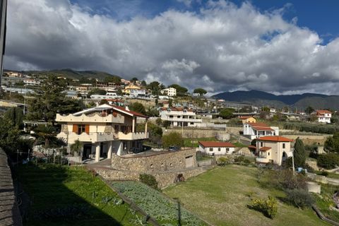 Villa a Sanremo, Imperia, Sanremo - € 1.100.000 | Ref: 327 - foto 4