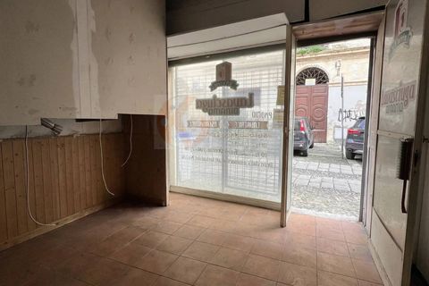 Erhvervsejendom i Sassari, Sassari, Sassari - € 30.000 | Ref: 13903 - foto 1