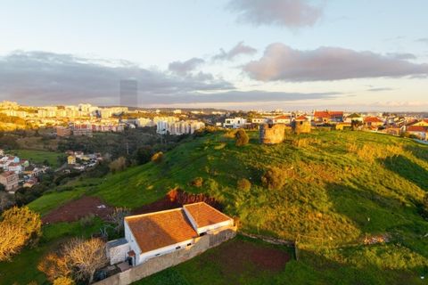 Villa i Carnaxide, Lisbon, Carnaxide - € 470.000 | Ref: KWPT-026686 - foto 12