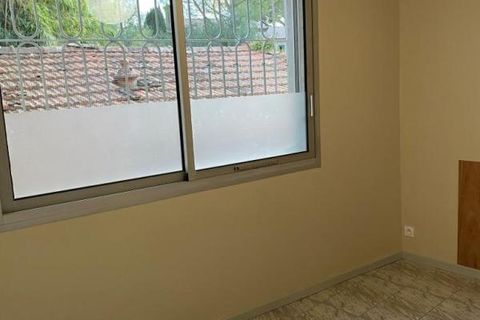 Villa a Nimes, Gard, Nimes - € 520/mes | Ref: 853369 - foto 5