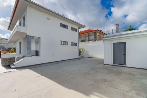 Villa a Alges, Lisbon, Alges - € 1.127.000 | Ref: C0364-04216 - foto 5