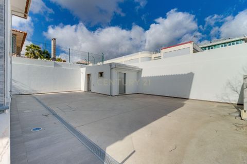 Villa a Alges, Lisbon, Alges - € 1.127.000 | Ref: C0364-04216 - foto 45