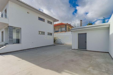 Villa a Alges, Lisbon, Alges - € 1.127.000 | Ref: C0364-04216 - foto 50