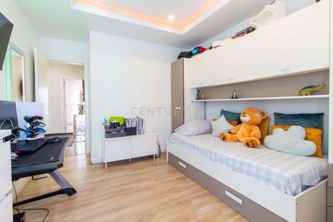 Villa em Loures, Lisbon, Loures - € 700.000 | Ref: C0364-04379 - foto 24