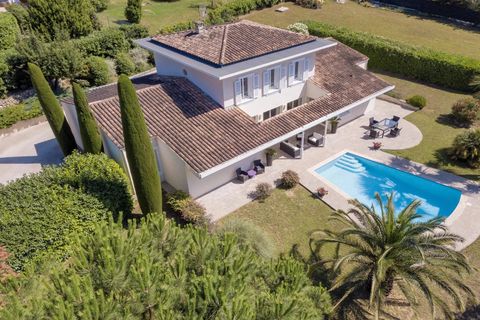 Villa i Valbonne, Alpes-Maritimes, Valbonne - € 1.590.000 | Ref: 14250 - foto 1