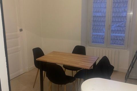 Estudi a Laval, Mayenne, Laval - € 350/mes | Ref: 790556 - foto 2