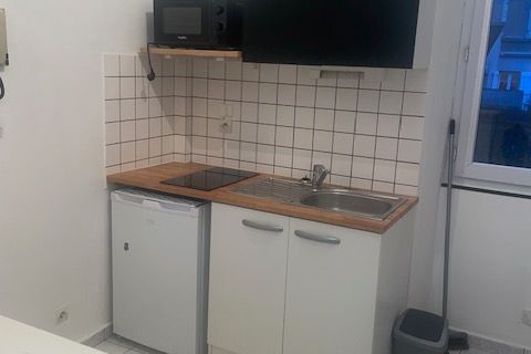 Estudi a Laval, Mayenne, Laval - € 350/mes | Ref: 790556 - foto 4
