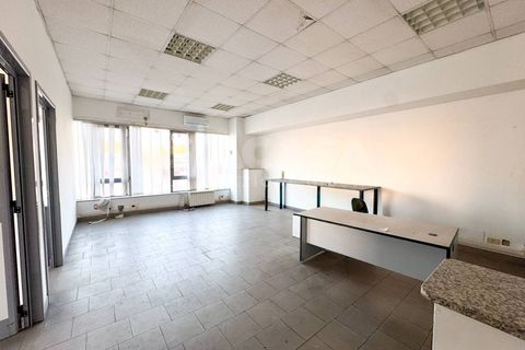 Propriedade comercial em Vimercate, Monza and Brianza, Vimercate - € 6.000/mês | Ref: CAP.VIMERCATE-TS6000A - foto 8
