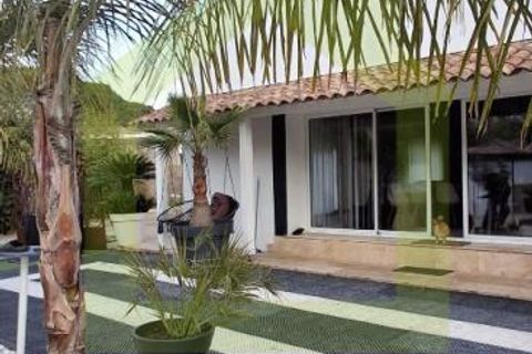 Villa i Roquebrune-sur-Argens, Var, Roquebrune-sur-Argens - € 1.120.000 | Ref: 3011442812 - foto 1