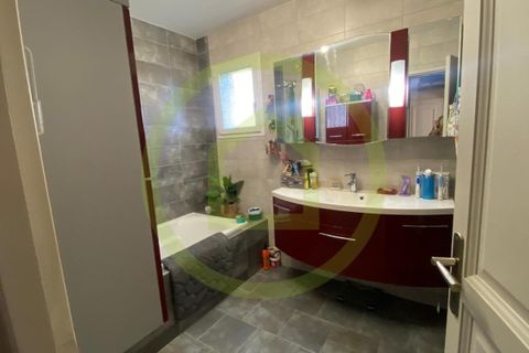 Villa a Orange, Vaucluse, Orange - € 419.500 | Ref: 3011442835 - foto 7