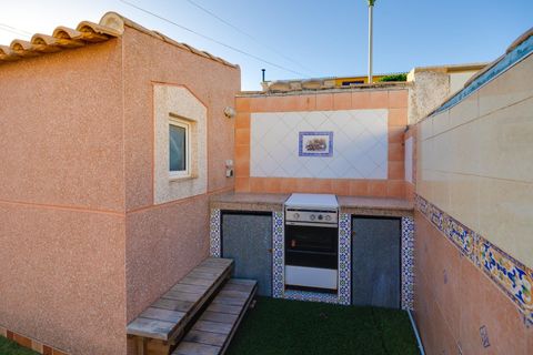 Villa a Torrevieja, Alicante, Torrevieja - € 236.500 | Ref: AM-02166/8919 - foto 7