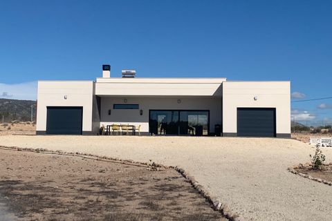 Villa i Pinoso, Alicante, Pinoso - € 389.000 | Ref: DM-64306 - foto 1