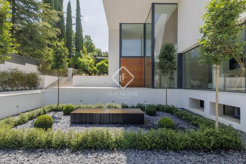 Villa i Boadilla Del Monte, Madrid, Boadilla Del Monte - € 4.990.000 | Ref: POZ52317 - foto 14