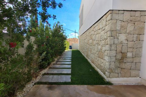 Villa i Finestrat, Alicante, Finestrat - € 850.000 | Ref: s-4650/13675 - foto 2