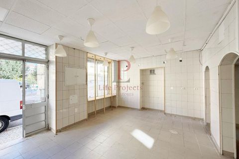 Erhvervsejendom i Amadora, Lisbon, Amadora - € 206.000 | Ref: LPCA212 - foto 1