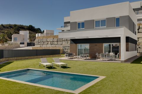Villa i Finestrat, Alicante, Finestrat - € 555.000 | Ref: 930-00117P - foto 1