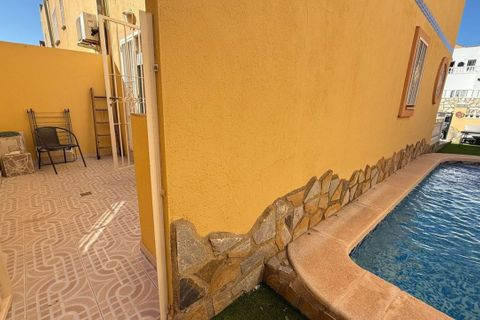 Villa i Orihuela Costa, Alicante, Orihuela Costa - € 230.000 | Ref: 749353 - foto 17