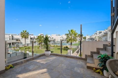Villa i Torrevieja, Alicante, Torrevieja - € 284.000 | Ref: 748870 - foto 1