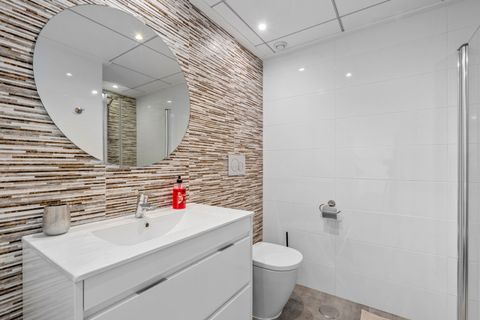 Villa i Torrevieja, Alicante, Torrevieja - € 284.000 | Ref: 748870 - foto 17