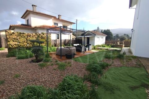 Villa a Valenca, Viana do Castelo, Valenca - € 240.000 | Ref: UNU F1-08-21 - foto 21