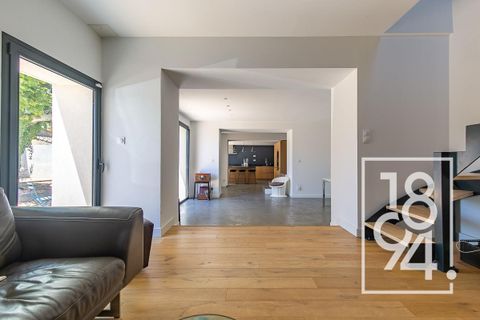 Villa i Marseille, Bouches-du-Rhone, Marseille - € 830.000 | Ref: EEKF-483-H32 - foto 5
