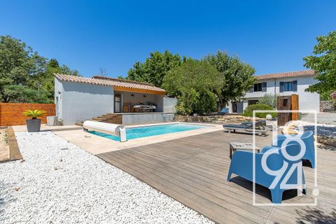 Villa i Marseille, Bouches-du-Rhone, Marseille - € 830.000 | Ref: EEKF-483-H32 - foto 22
