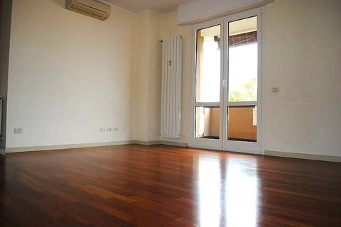 Wohnung in Vimercate, Monza and Brianza, Vimercate - € 1.400/Monat | Ref: 1537 - Foto 4