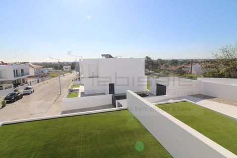 Byhus i Corroios, Setubal, Corroios - € 765.000 | Ref: D323 - foto 5