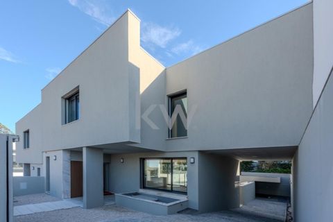 Villa i Barcarena, Lisbon, Barcarena - € 1.190.000 | Ref: KWPT-010665 - foto 1