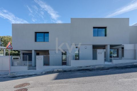 Villa i Barcarena, Lisbon, Barcarena - € 1.190.000 | Ref: KWPT-010665 - foto 2