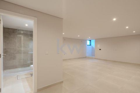 Villa i Barcarena, Lisbon, Barcarena - € 1.190.000 | Ref: KWPT-010665 - foto 28