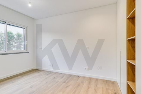 Villa i Almada, Setubal, Almada - € 1.690.000 | Ref: KWPT-024523 - foto 15