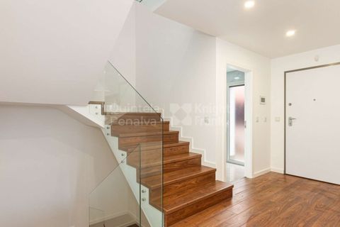 Villa i Cascais, Lisbon, Cascais - € 1.250.000 | Ref: PROP-005928 - foto 2