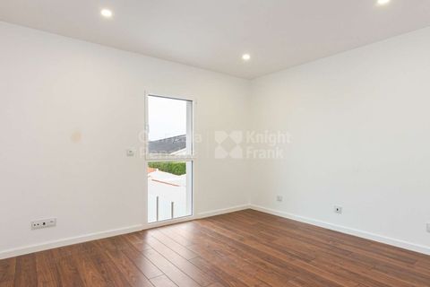 Villa i Cascais, Lisbon, Cascais - € 1.250.000 | Ref: PROP-005928 - foto 13
