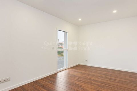 Villa i Cascais, Lisbon, Cascais - € 1.250.000 | Ref: PROP-005928 - foto 16