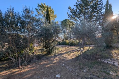 Helårsgrund i Pierrevert, Alpes-de-Haute-Provence, Pierrevert - € 178.500 | Ref: 485 - foto 3