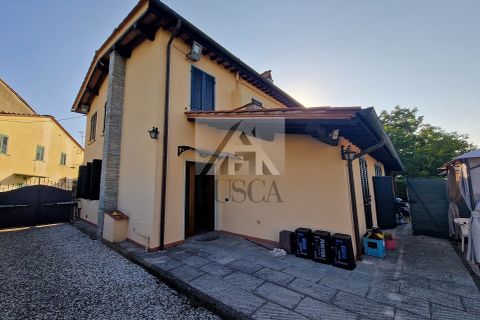 Villa i Lucca, Lucca, Lucca - € 350.000 | Ref: 6447 - foto 2
