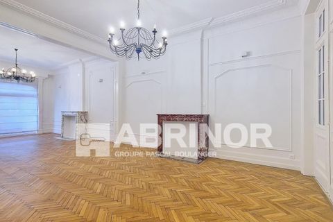 Villa i Roubaix, Nord, Roubaix - € 579.000 | Ref: RBX-39110-FRUBI - foto 1
