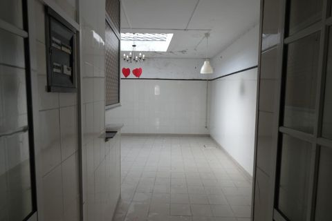 Erhvervsejendom i Amadora, Lisbon, Amadora - € 206.000 | Ref: 001.097.002 - foto 11