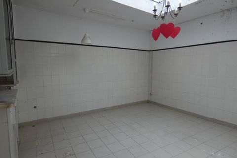 Erhvervsejendom i Amadora, Lisbon, Amadora - € 206.000 | Ref: 001.097.002 - foto 13