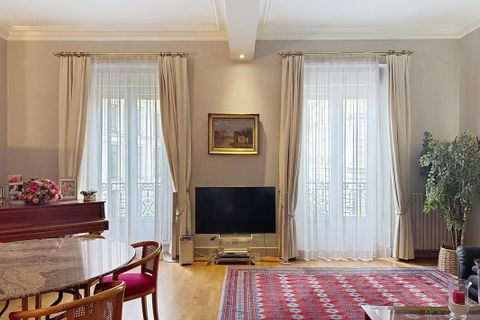 Lejlighed i Avignon, Vaucluse, Avignon - € 380.000 | Ref: NT743 - foto 1