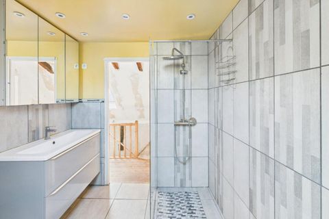 Villa in Goutrens, Aveyron, Goutrens - € 84.000 | Ref: BAA42478087343F1 - foto 10
