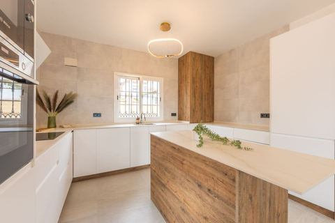 Villa i Manilva, Malaga, Manilva - € 495.000 | Ref: BLXR-1259A - foto 3