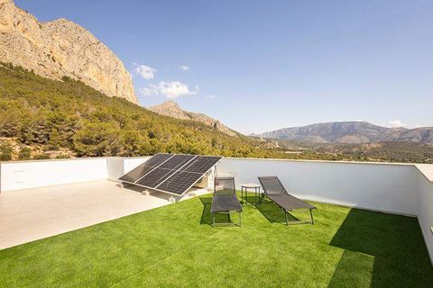 Villa i Polop, Alicante, Polop - € 753.500 | Ref: LUX5762 - foto 13